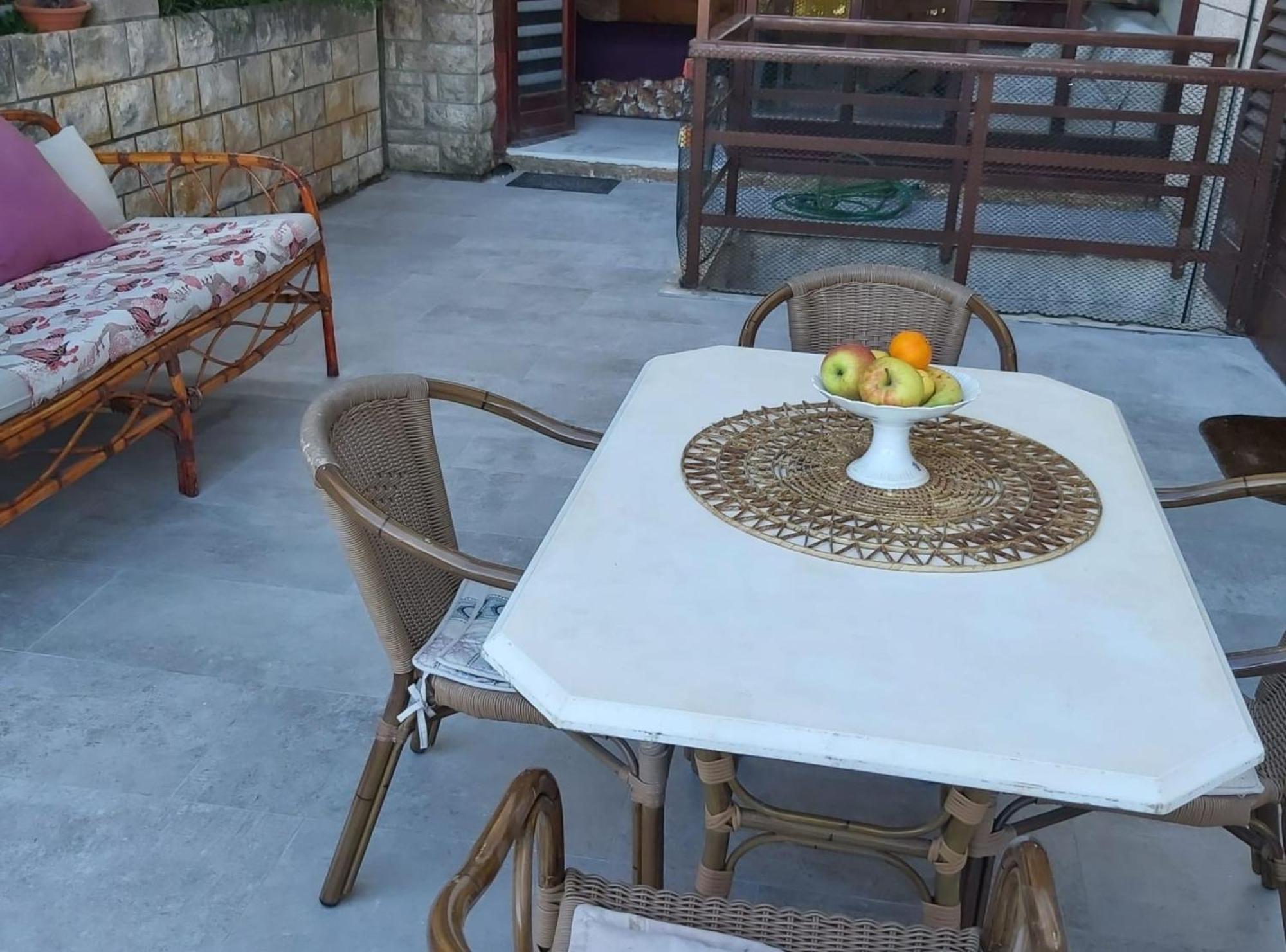 Big Terrace Apartment Дубровник Екстериор снимка